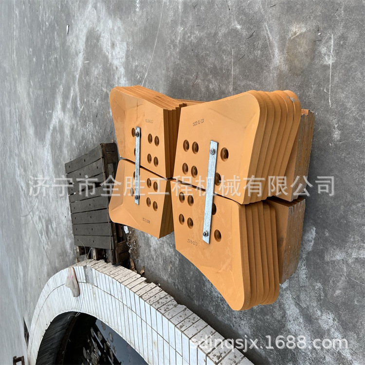 批发推土机SD32刀角刀片 履带板 动力输出箱总成6710-23-400
