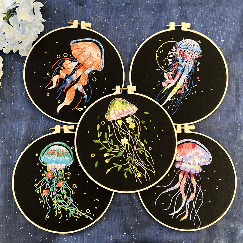 Marine Embroidery Jellyfish Pendant Handmade DIY Material Bag Three-dimensional Lu Embroidery Creative Carto Children's Simple Small Painting