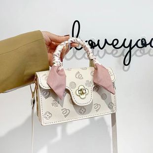 ����ͬ��С�����ֹ������������Ɔμ�б����ϰ���Ů�љѻ���