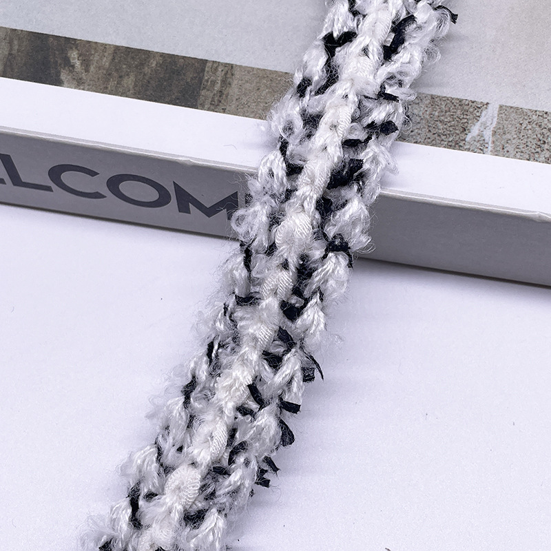 �ֻ����� ë�ޱ��ӻ��� �Ҿ����α���װ�θ��Ϻڰ�ɫ֯������