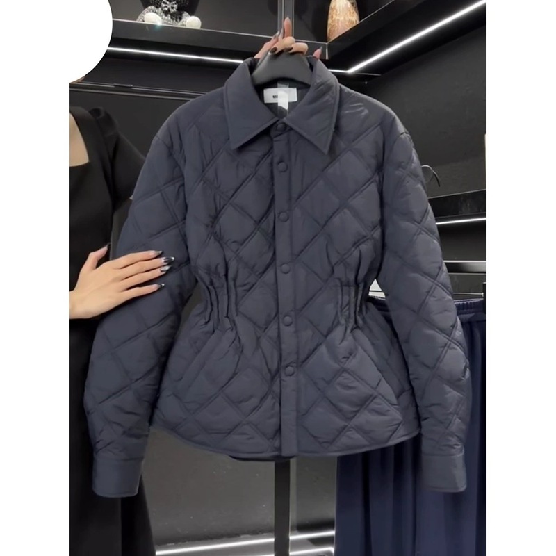 カジュアルな襟のコートの女性のレトロな女性の秋冬菱格の保温の綿の服の大きいサイズの新型は腰のゆったりしているファッションの2024を収めます。|undefined