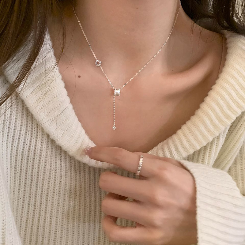 Korean and Japanese Style Brushed Roller Small Waist Necklace with Tassel Ring English Collarbone Chain Heavy Design Sense Korean and Japanese Style Brushed Roller Small Waist Necklace with Tassel Ring English Collarbone Chain Heavy Design Sense