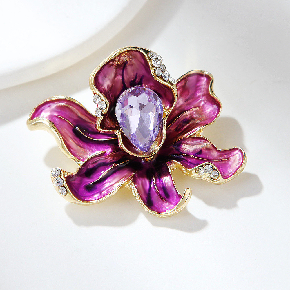 Broche en cristal multicouche en forme de goutte d'huile de couleur populaire, accessoires pour vêtements pour femmes, broche anti-exposition_voghion.com