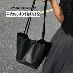小众设计羊皮托特包菜篮子包女大容量百搭通勤包单肩腋下包水桶包