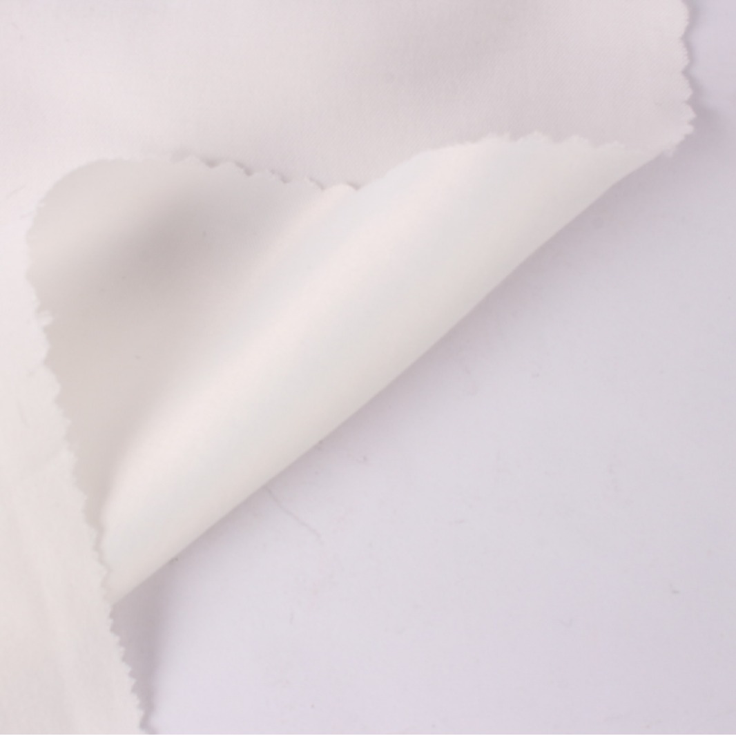 厂家供应 富春纺 色彩艳丽 质地柔软 现货纺织时装面料可来样