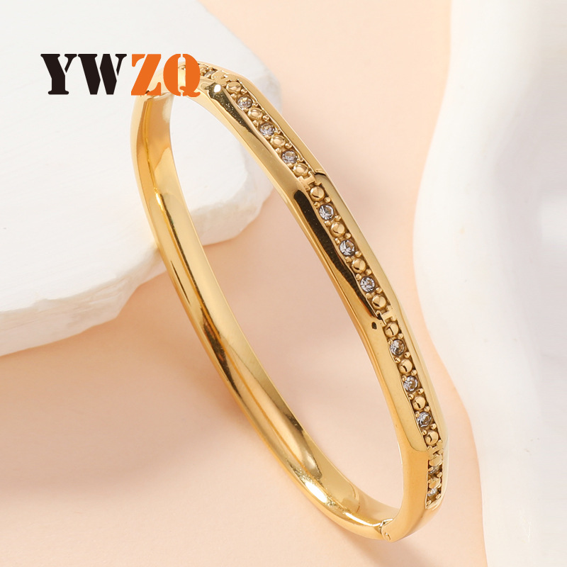 Fábrica directa pulsera de acero inoxidable mujer no decoloración sensación de alta calidad una fila de microdiamantes fijación pulsera joyería de acero