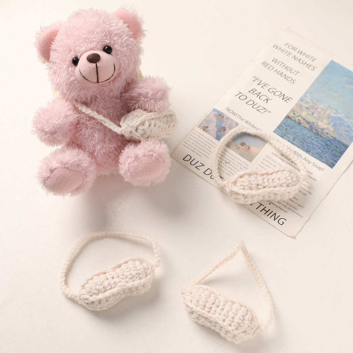 Linda muñeca de oso, bolsa de maní, accesorios colgantes, bolsa de ganchillo tejida a mano de bricolaje, accesorios de muñeca de felpa