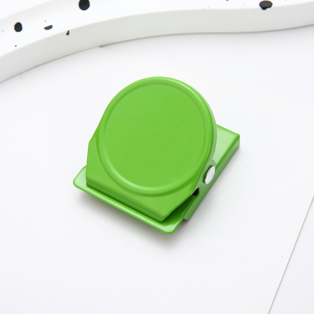 Clip de imán de metal de color creativo caramelo color carpeta de notas multifuncional carpeta de mensajes de refrigerador al por mayor