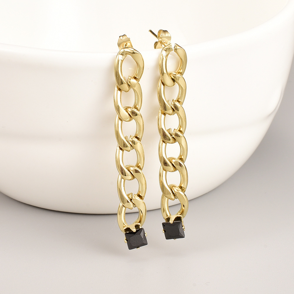 New Tassel Three-color Rhinestone Ear Studs Titanium Steel Gold-plated Earrings display picture 3