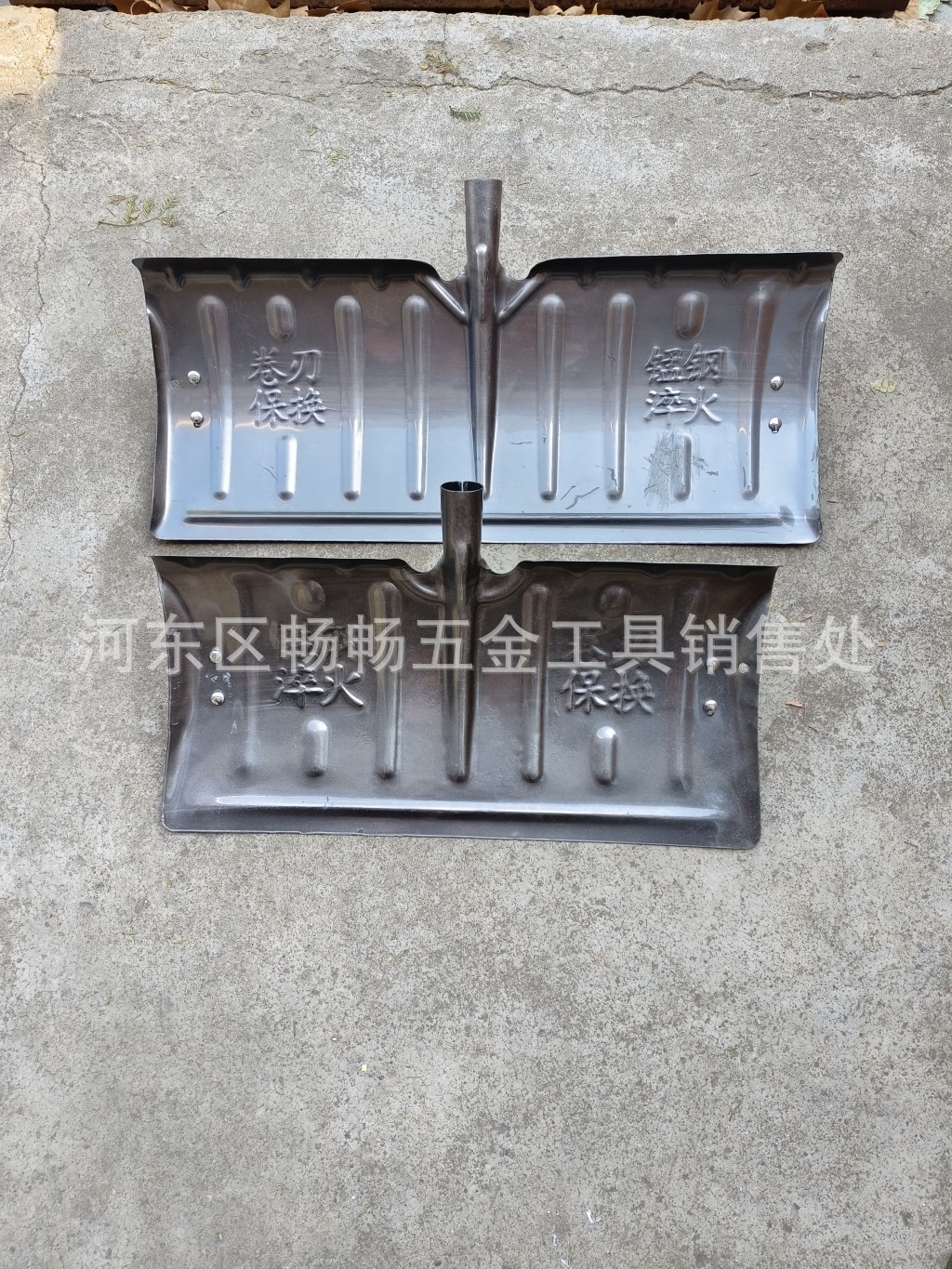 加厚轮式雪铲雪板锰钢推雪清雪粮食神器铲雪农用大号家用轮子除雪