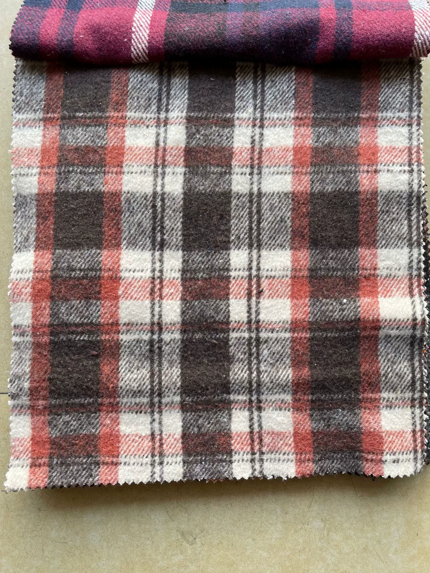 Mao woolen hair color weaving grid cloth polyester cotton double-sided woolen shirt cloth material 270-450G factory undertake orders