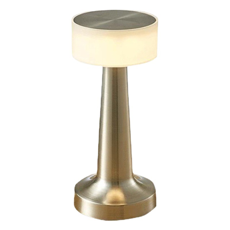 Lámpara de mesa retro metálica recargable, decoración para hotel y restaurante