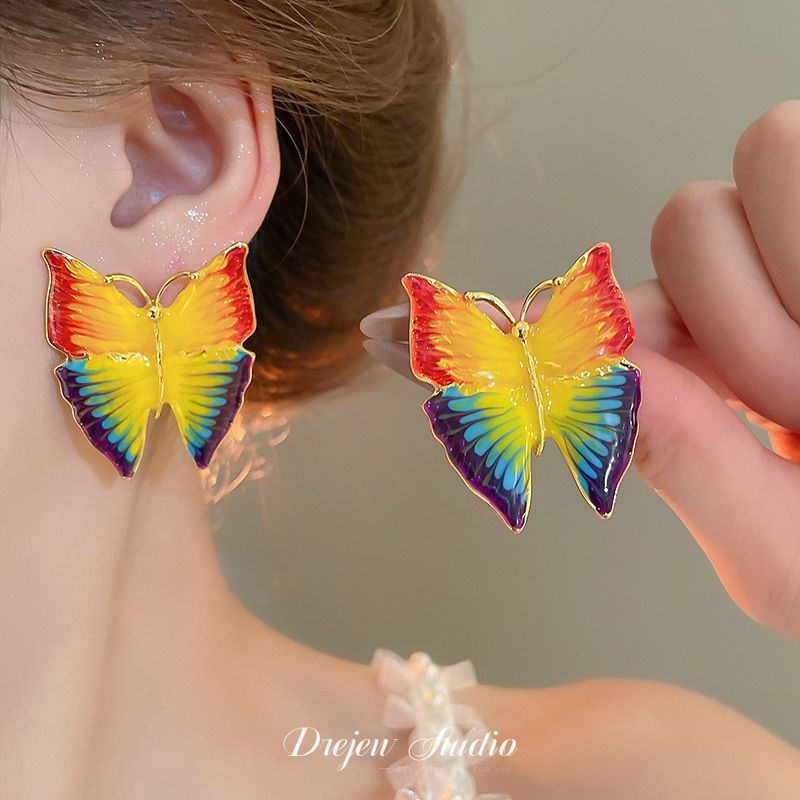 Aguja de plata Yiwu con joyería al por mayor, puestos callejeros, suministro del mercado nocturno, transmisión en vivo, estilo caliente, aretes de libro rojo, fabricante de accesorios, mujeres