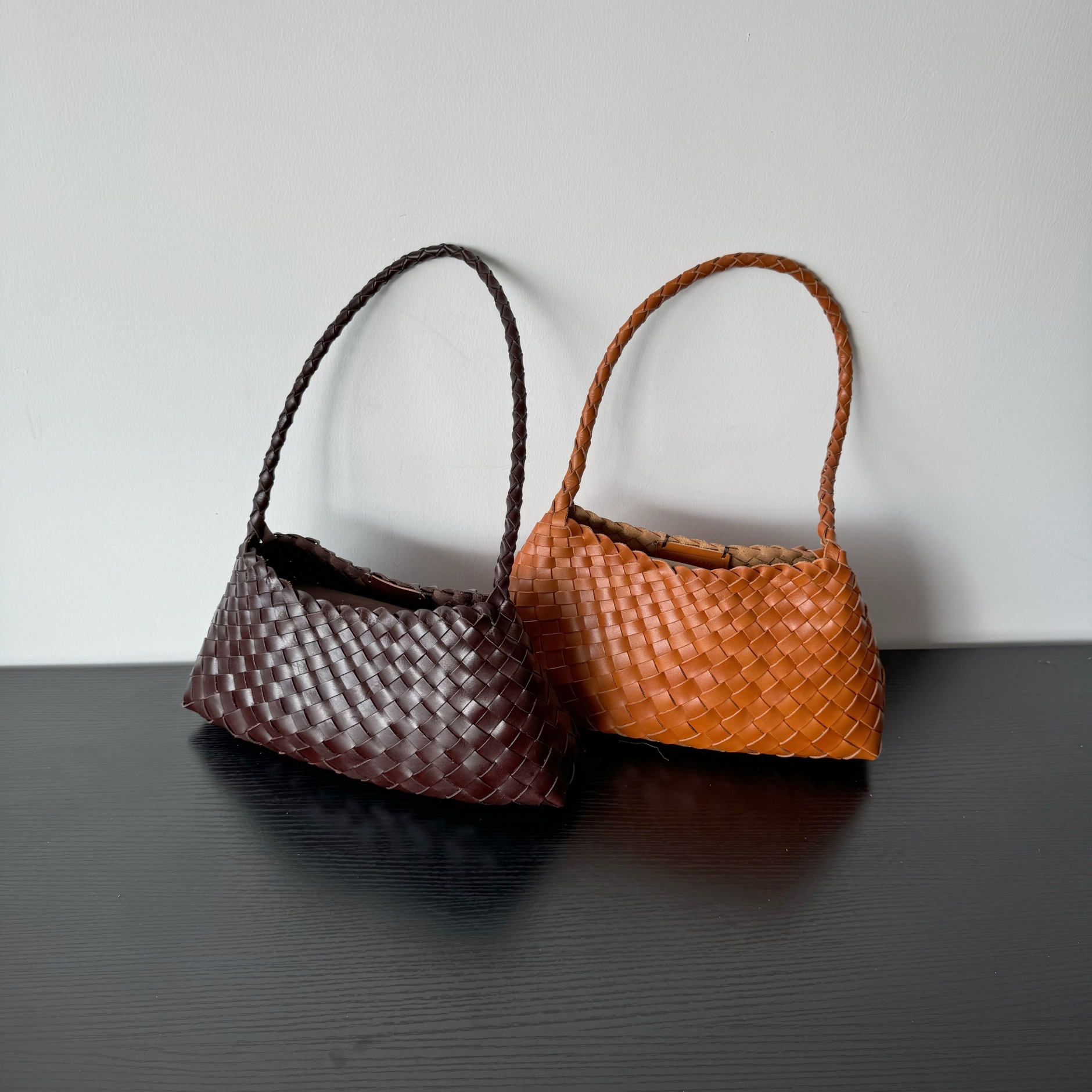 Leather one-shoulder bag