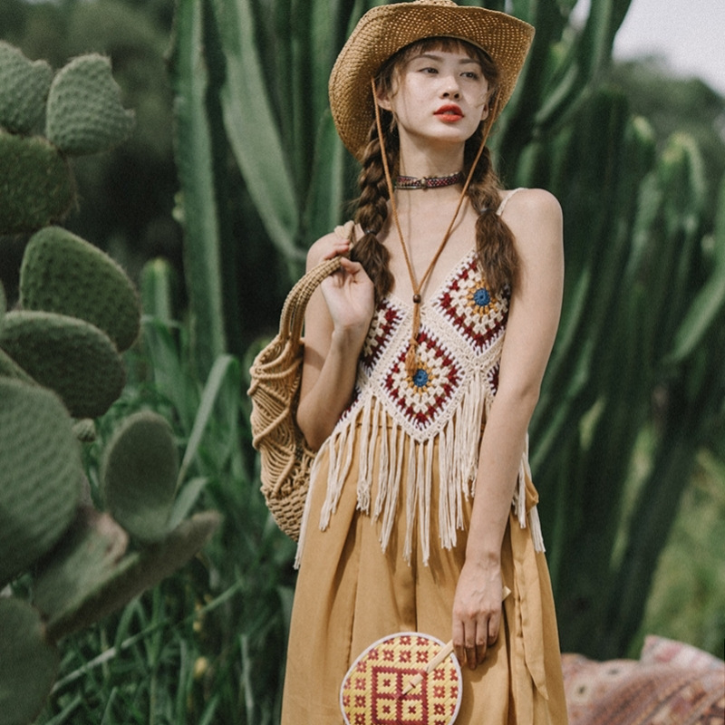 Homemade folk wind sling pure handmade crocheted top Bohemian tassel Yunnan tourism vacation vest