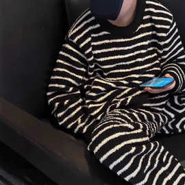 男女童秋冬季家居服套装2025新款中大童时尚百搭条纹睡衣两件套