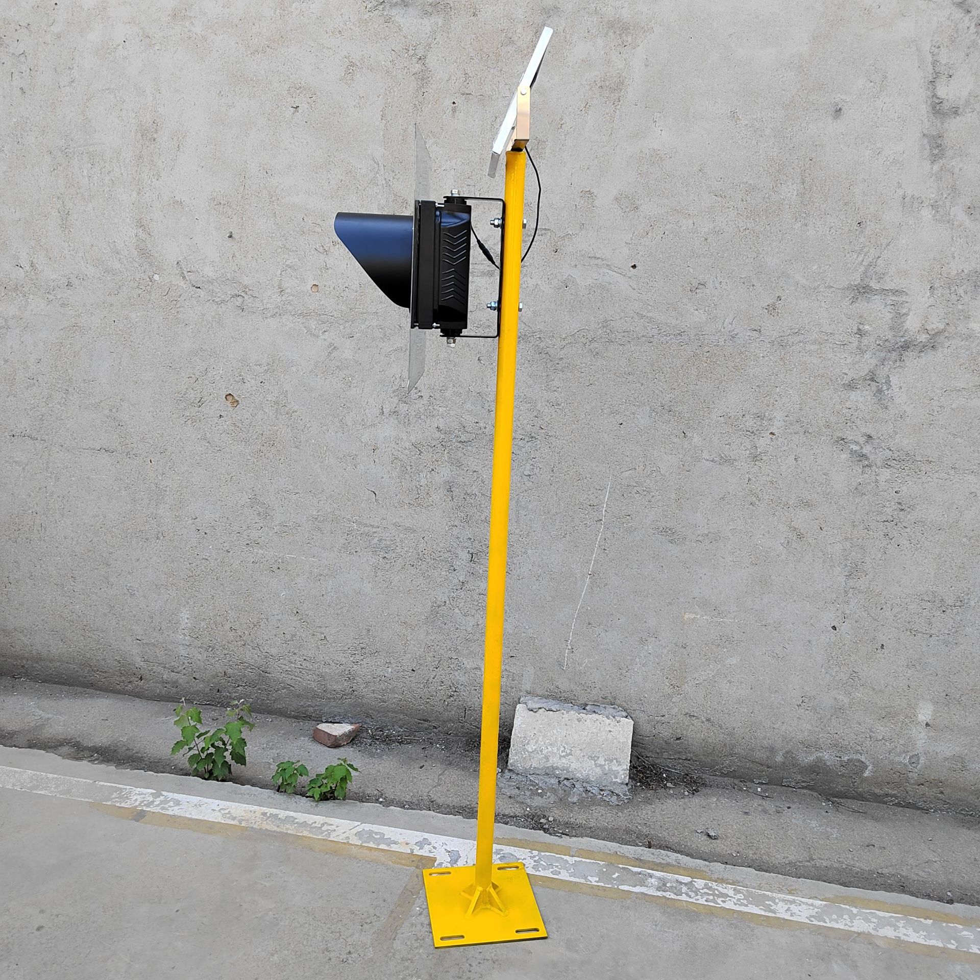 LED太阳能土挡灯 车档表示器 纽威达200mm线路终端用土挡灯