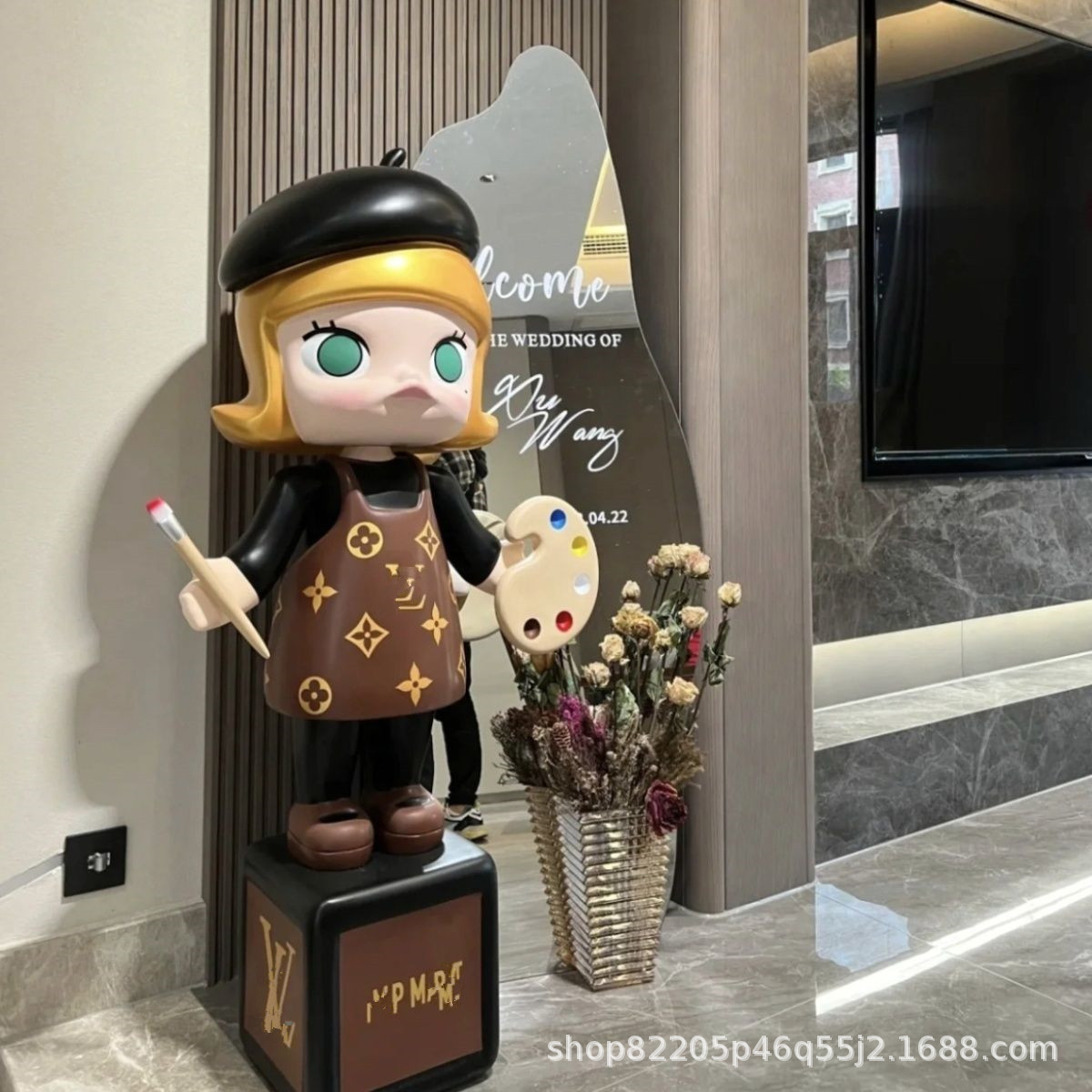 Bubble Molly pintor princesa de alto valor muñeca de dibujos animados sala de estar gabinete de televisión adornos de suelo