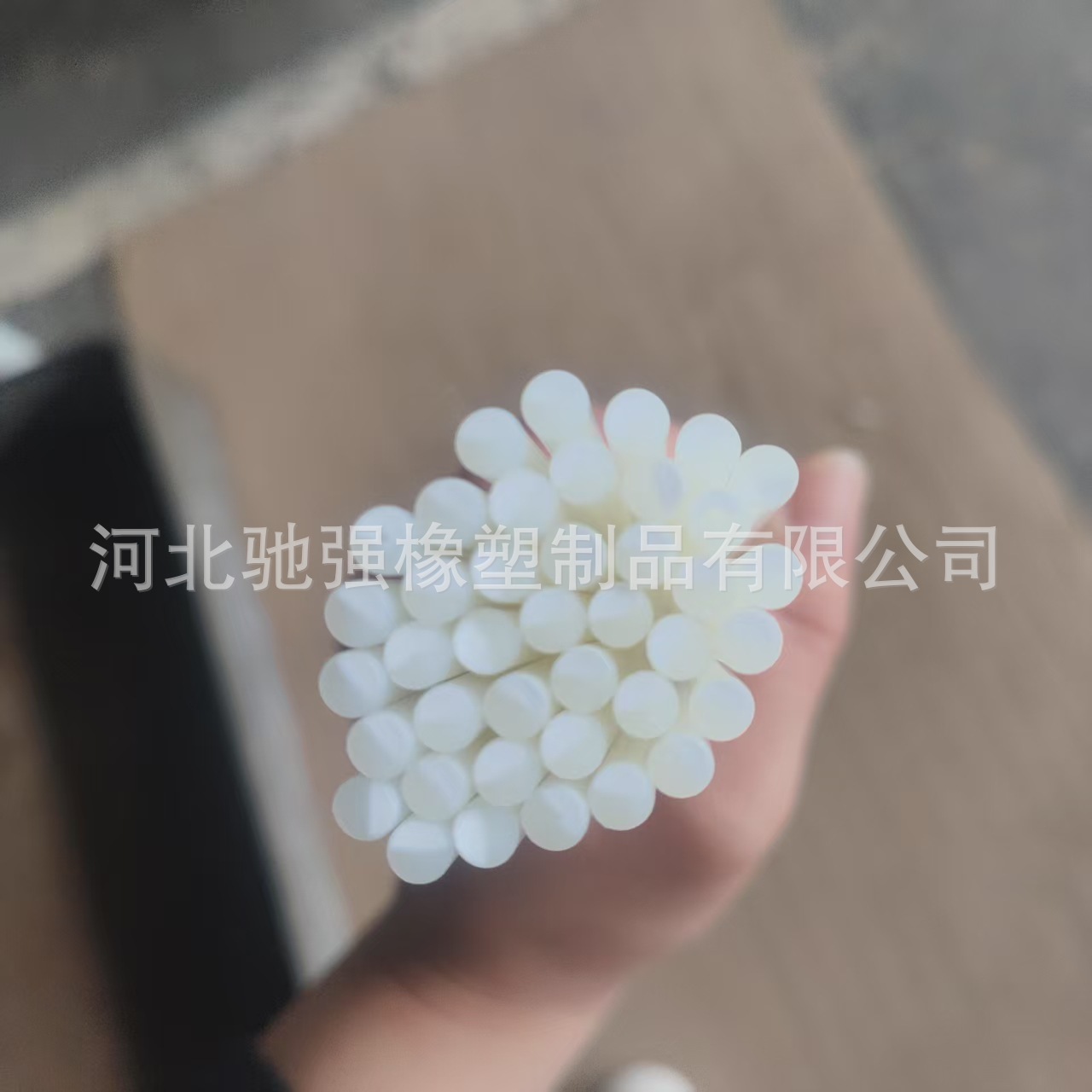 实心尼龙制品塑料棒尼龙棒PP棒耐磨聚丙烯白色细尼龙棒加工