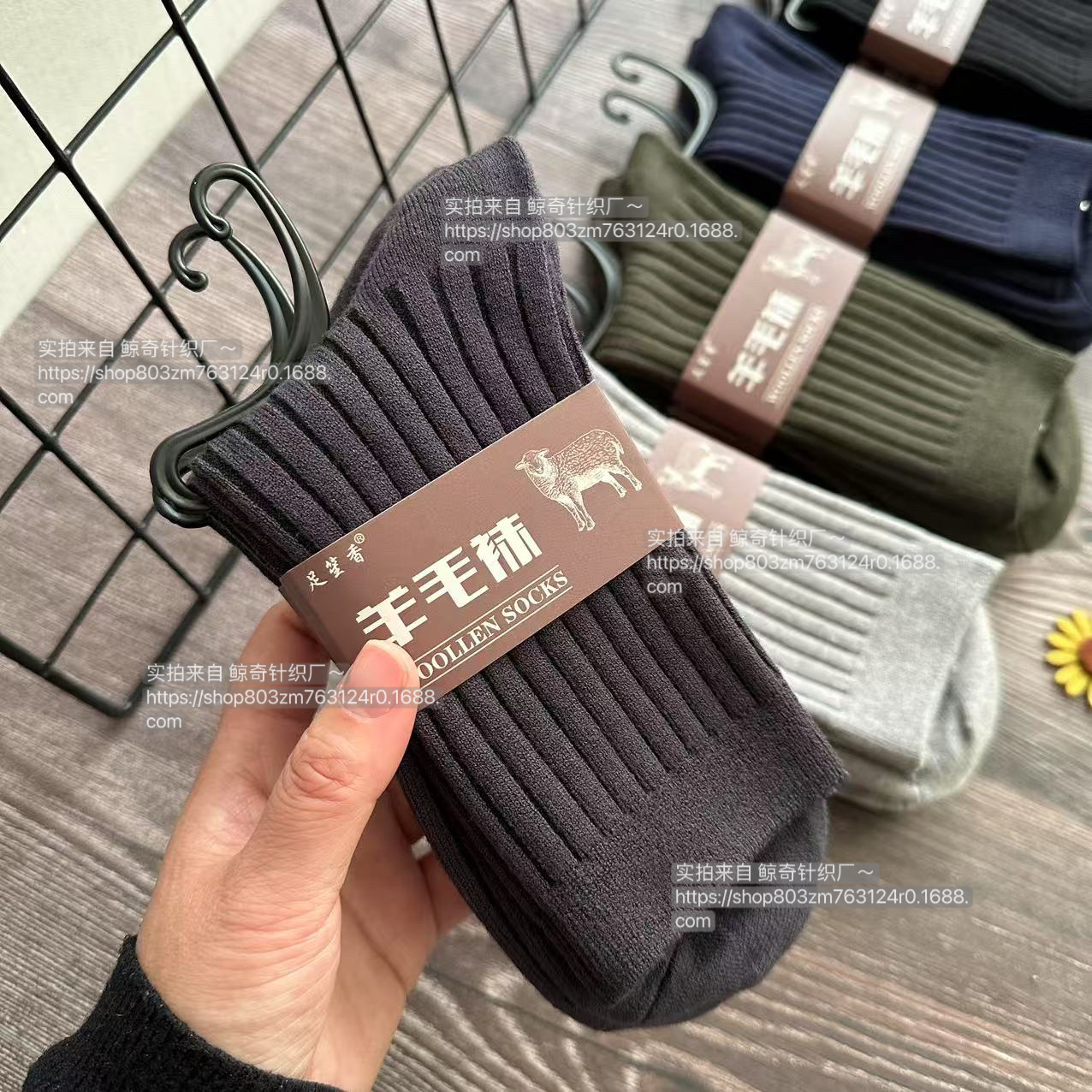 Calcetines gruesos de invierno para hombre, calcetines de lana desodorantes y absorbentes del sudor, calcetines largos negros, calcetines de cachemira para mujer, venta al por mayor