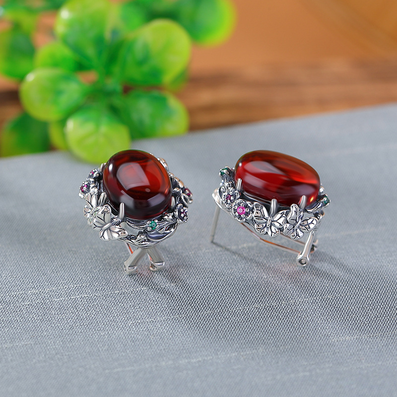 Bông tai bạc S925 hình hoa bướm đính hổ phách phong cách retro — một cặp