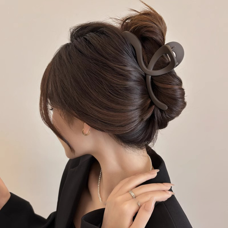 2025 nueva pinza de tiburón, más adecuado para mujeres, horquilla de la parte posterior de la cabeza de verano, pinza de agarre grande, horquilla de tocado