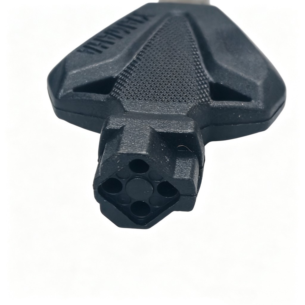 Suitable for Yamaha Large Rubber Head with Magnetic Cover, Right Slot Key Blank, Motorcycle Key Blank, Key Blank