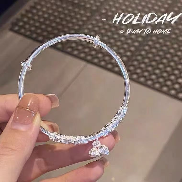 Hot-Selling Bracelets Wholesale, Physical Stores Specialize in New Jewelry, Stall Accessories, Simple Classic Bracelets Hot-Selling Bracelets Wholesale, Physical Stores Specialize in New Jewelry, Stall Accessories, Simple Classic Bracelets