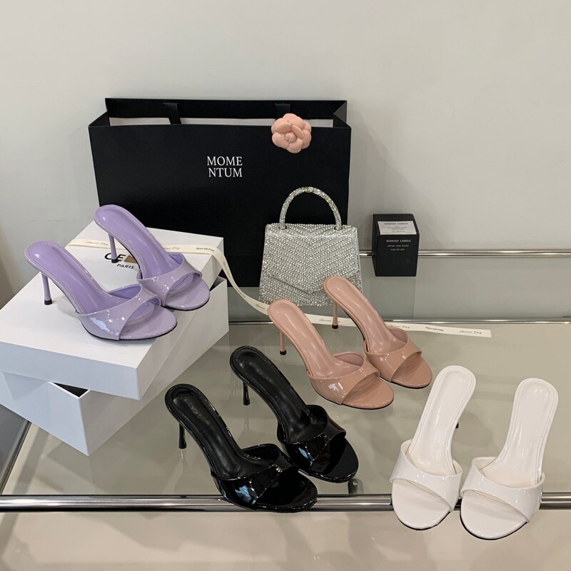 Patent leather nude high-heeled sandals for women, summer outdoor wear, elegant stiletto heel, square toe, open toe, sexy slip-on sandals Patent leather nude high-heeled sandals for women, summer outdoor wear, elegant stiletto heel, square toe, open toe, sexy slip-on sandals