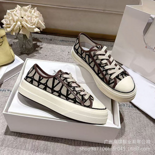 �¿�r�����e��֦�y����ЬŮ�W��վ2026���ļ��r�����e��H���Ь