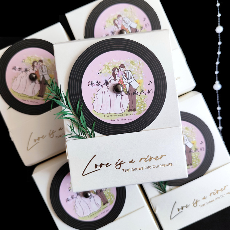 新しいレコードウェディングキャンディボックス結婚式婚約簡単折りたたみウェディングキャンディバッグウェディングキャンディボックスクリエイティブなお土産DIYギフトボックス|undefined