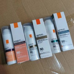 クロスボーダーホース ブルーラベル グリーンラベル フェイシャル オイルコントロール SPF50+ 脂性肌 マット 無香料 50ml 外国貿易スポット