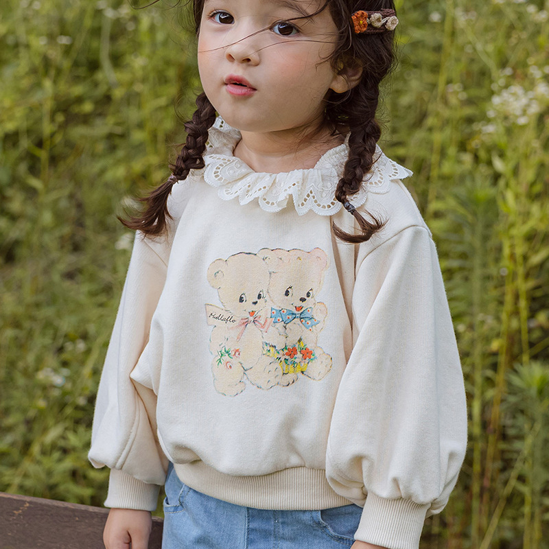 2026 Autumn Strawberry Korean Style Children's Girls' Hollowed-out Lace Collar Puff Sleeve Bear Short Sweatshirt