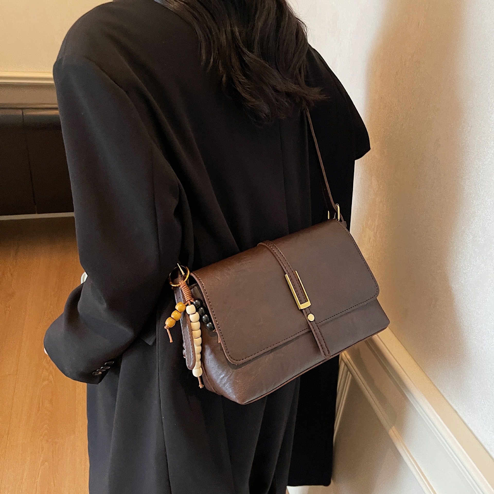 Bolso de viaje retro de trabajo de mujer de gran capacidad 2025 nuevo otoño ocio versátil bolso de hombro pequeño bolso cuadrado