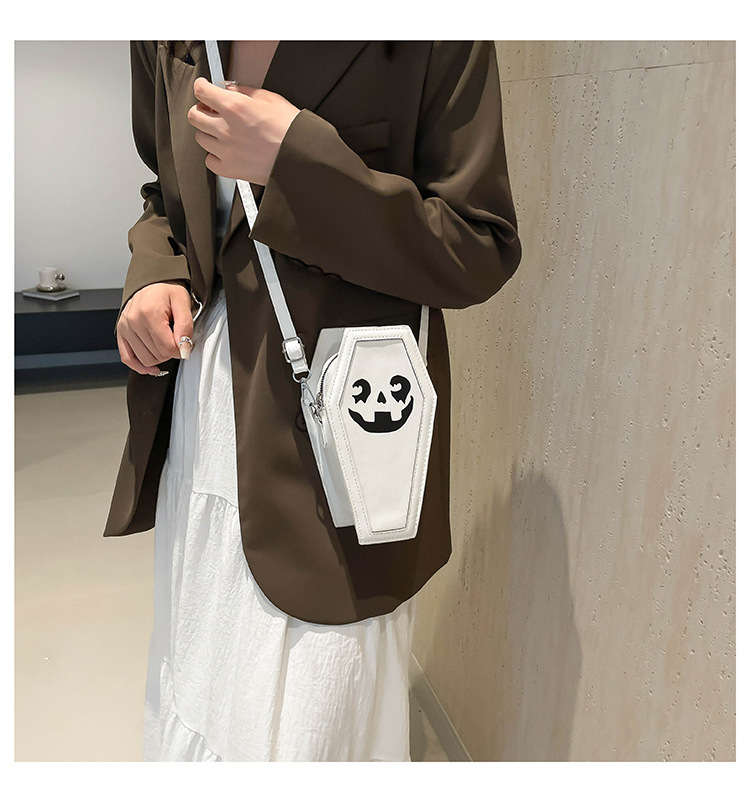 Halloween Women's Pu Leather Pumpkin Cute Ghost Square Zipper Shoulder Bag Crossbody Bag display picture 5