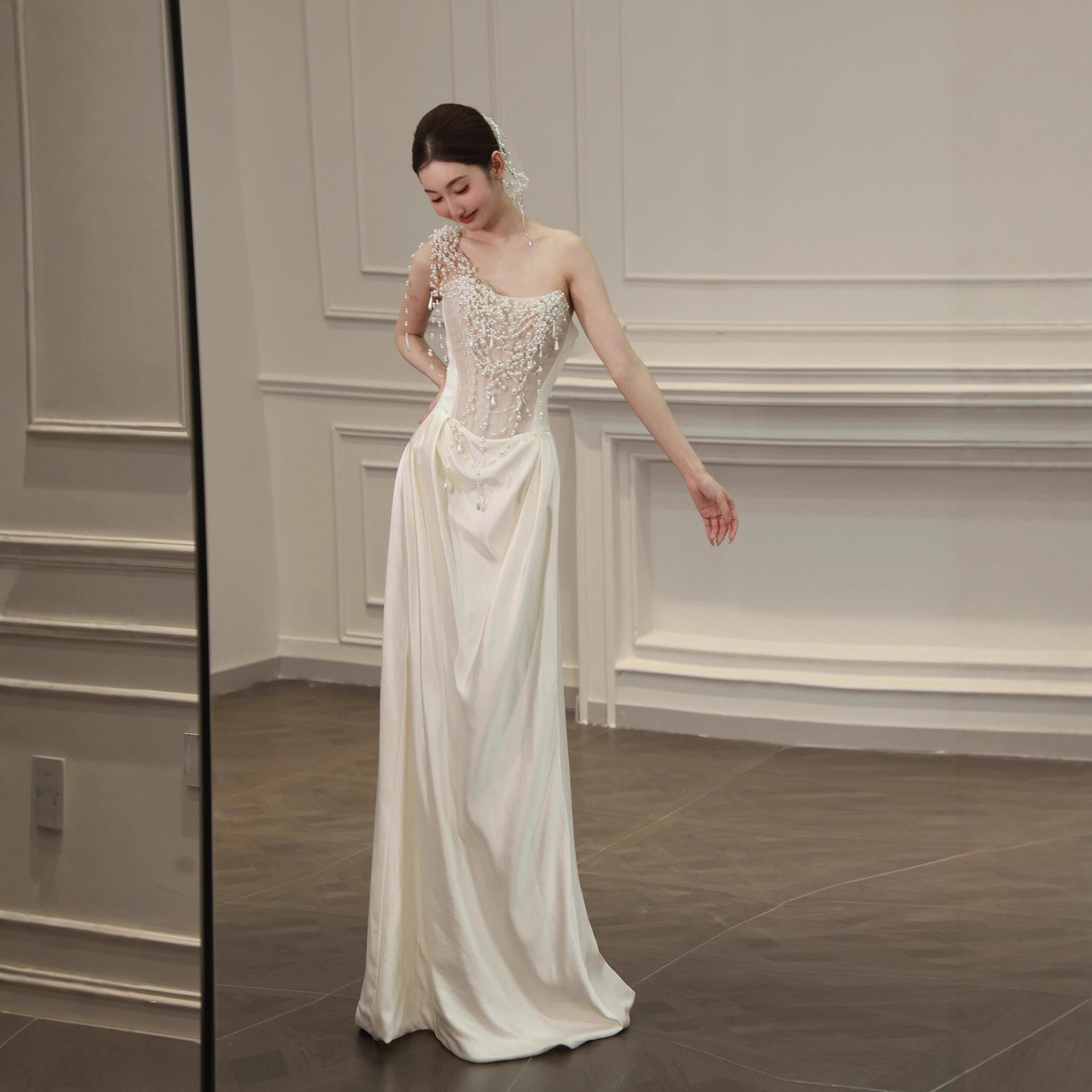 French-Style Light Wedding Dress with Pearls, Morning Robe for Welcoming Guests, Engagement Gown, Mermaid Niche Banquet Evening Dress