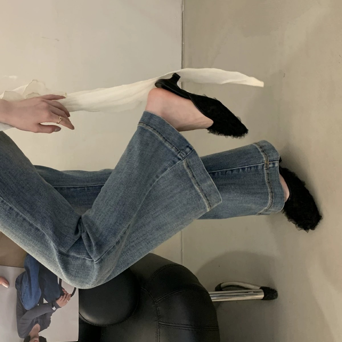 2025 Spring New Style Square Toe Flower Mesh Short Thick Heel Lazy Half Drag OL Commuting Work Work OL Women's Shoes
