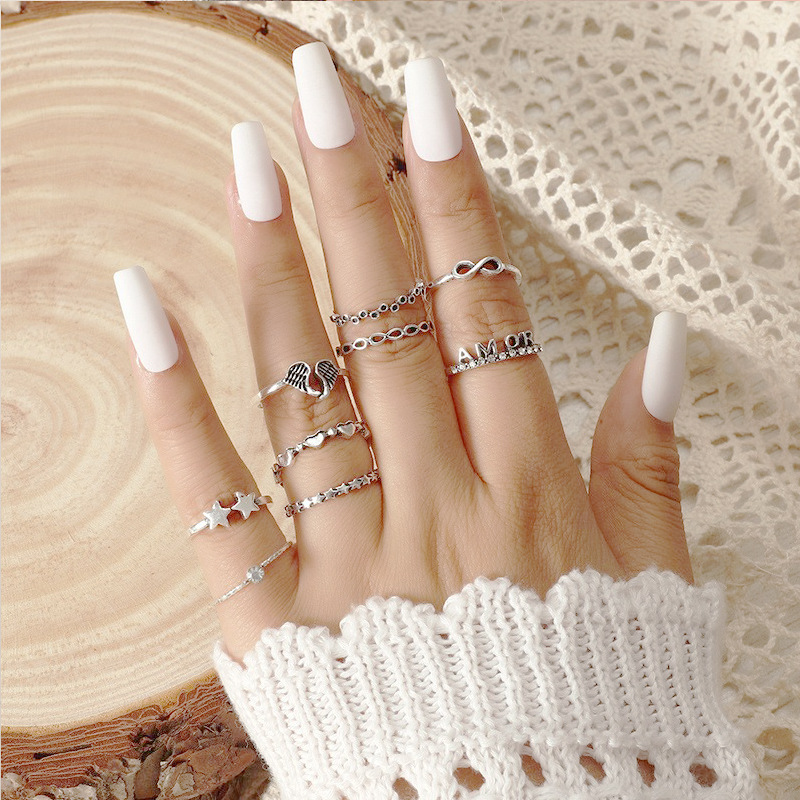 Geometric fashionable ring