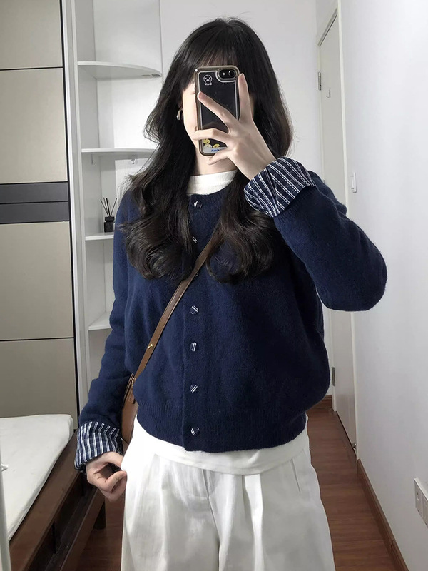 假两件藏蓝色针织开衫毛衣女春秋季新款韩系慵懒风松弛感短款上衣|undefined