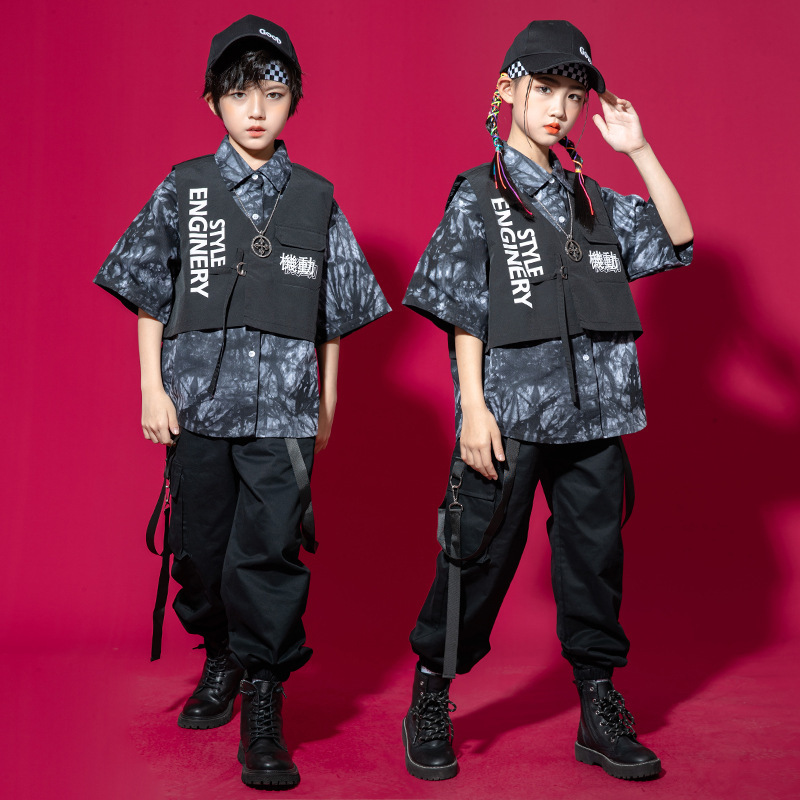 2023 New Children Street Dance Costume Hip Hop Clothing Girls Short Sleeves  Tops Pants Jazz Performance