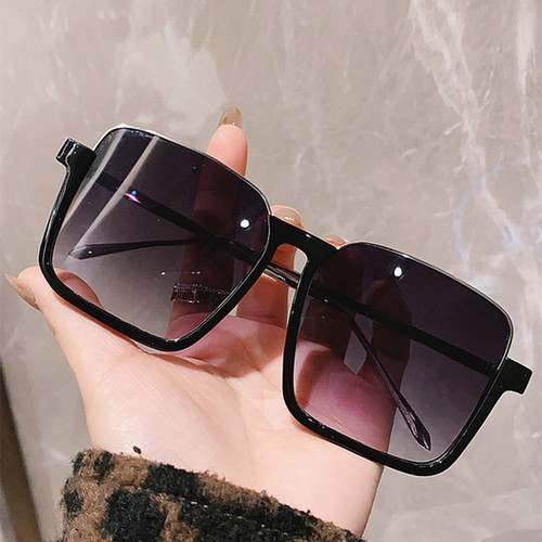 New retro square frame sunglasses for women, multi-color fashionable sunglasses, versatile large frame ins street shooting, round face slimming 9270