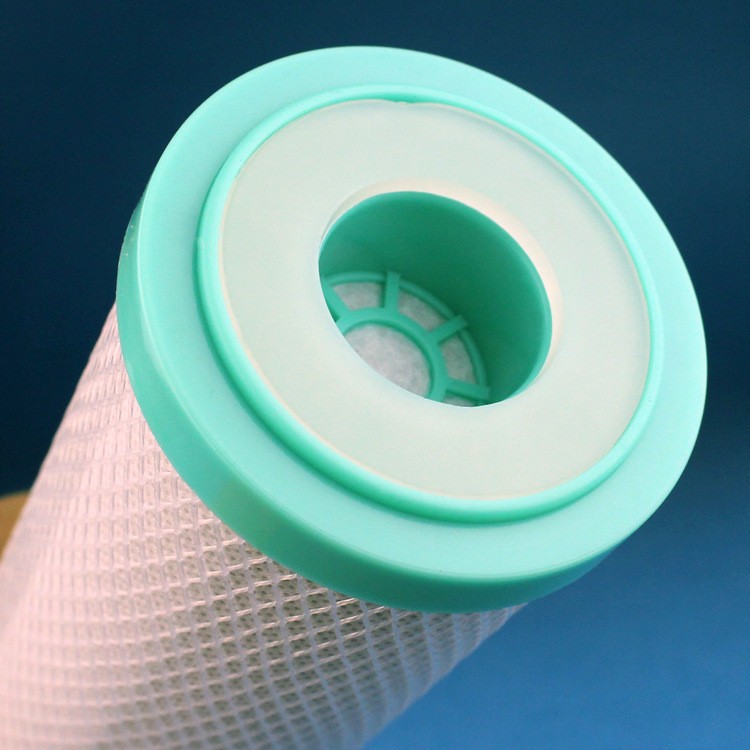 10 pulgadas de carbono sinterizado universal elemento filtrante purificador de agua varilla de carbono filtro de carbón activado cáscara de coco desodorante de carbono efecto de eliminación de cloro es bueno