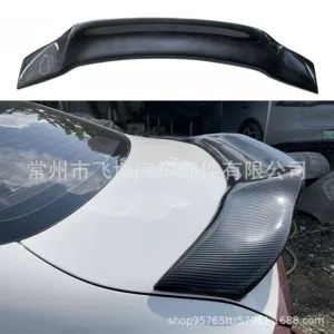 Suitable for 19-Model Kia K3 Modification, Carbon Fiber Painted R-Style Ducktail Spoiler, No Drilling Required