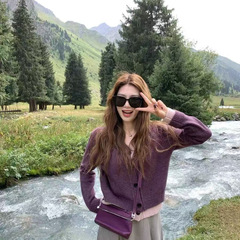 小香风咖色v领假两件针织外套外搭女早秋季感奶fufu开衫上衣