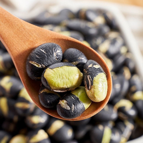 Crispy black beans ready to eat 300g canned original salt-fried crispy beans snack snacks for drinking and snacking