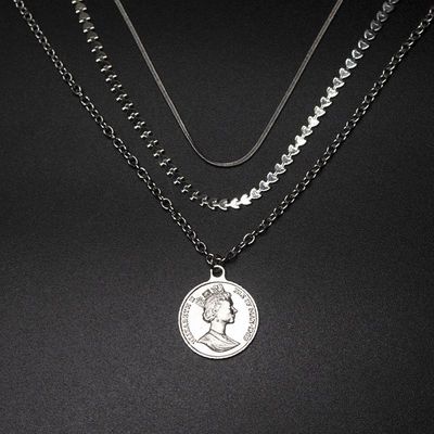 叠戴圆盘锁骨链女ins轻奢小众设计嘻哈吊坠冷淡风毛衣项链配饰品