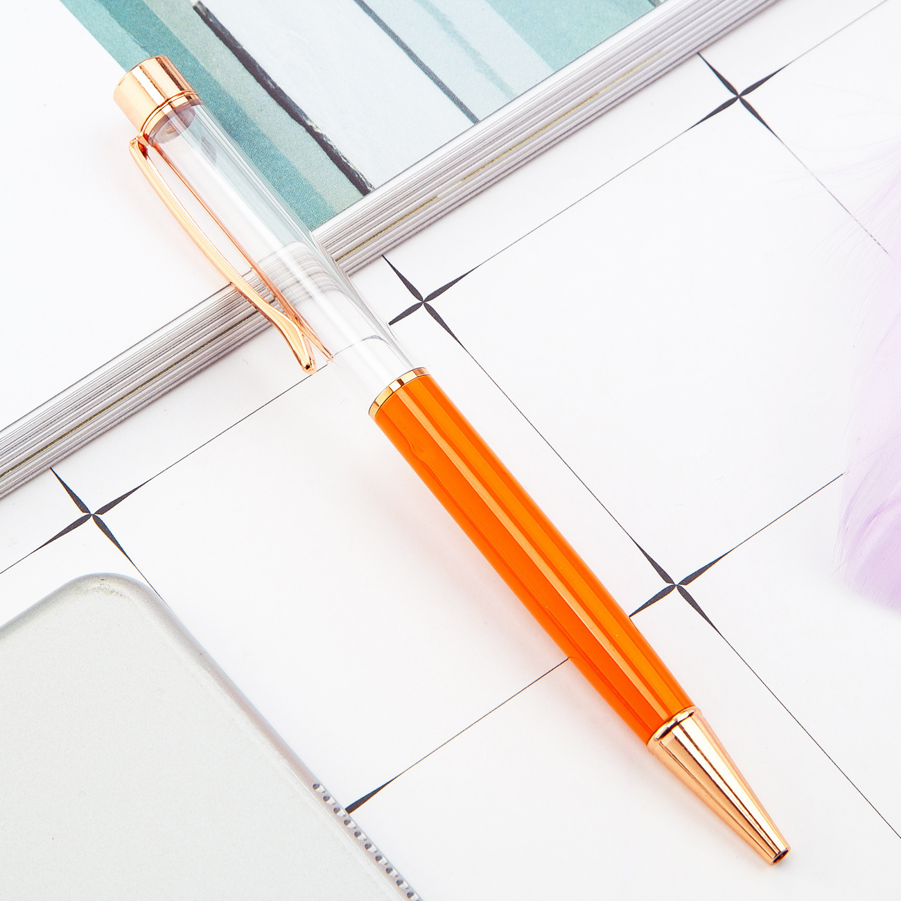 Varilla vacía de metal DIY bolígrafo recargable Crystal Quicksand lámina de oro pluma Impresión logotipo letras pluma de bricolaje