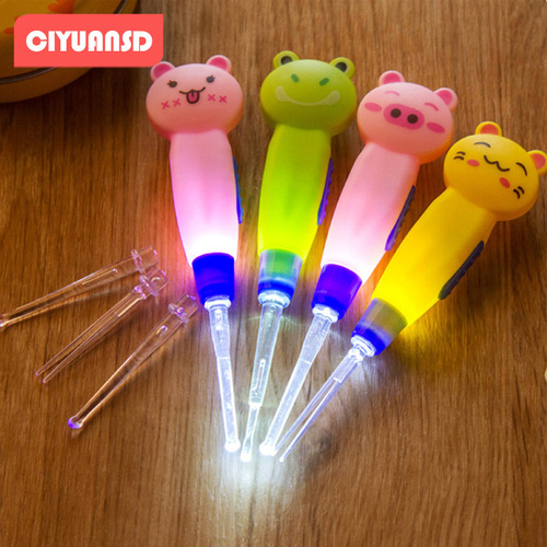 Infant cartoon luminous ear spoon children's ear picking tool ear picking baby ear picking spoon with light cleaning artifact