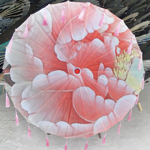Feathered Parasol with Petal Craft Oil Paper Umbrella Silk Fabric Umbrella, CSO Dance and Photography Prop, Ethereal Chandelier Decor Umbrella