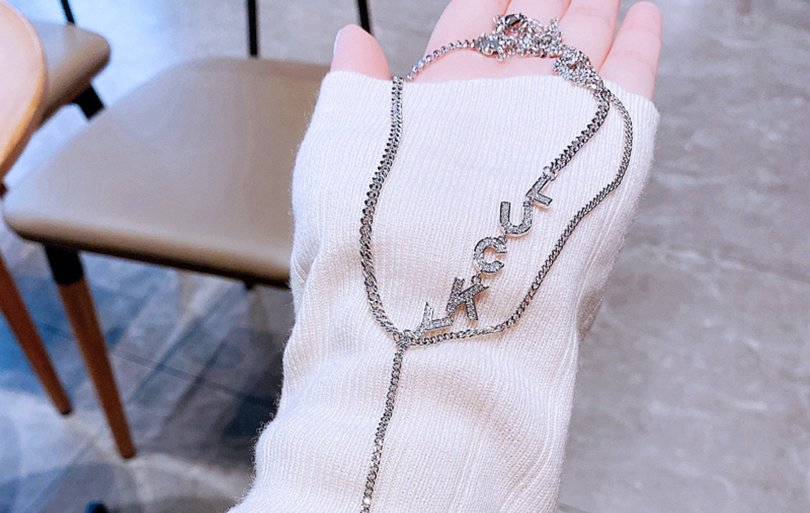 High-grade Ins Style Fashion Necklace For Women Special-interest Design Lucky Letter Xingx Pendant Clavicle Chain Sweater Chain display picture 5